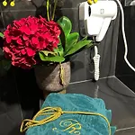 Vecchia R Guest house
