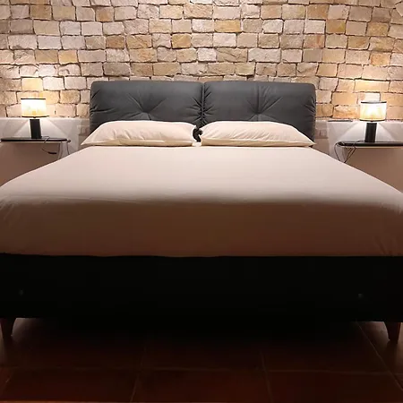 Vecchia R بيت ضيافة باري