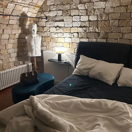 Vecchia R Μπάρι