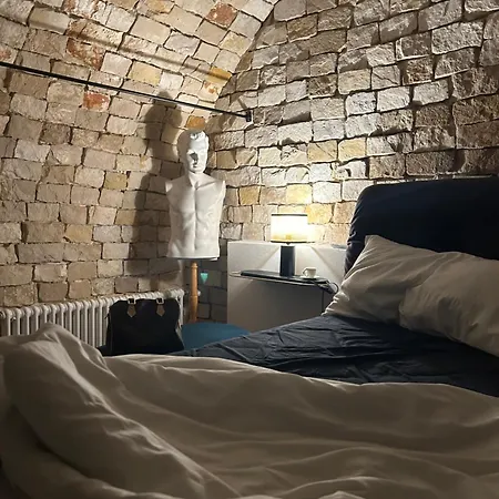 Vecchia R بيت ضيافة باري